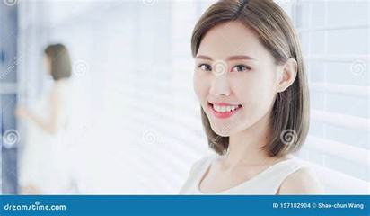 沙河地區正規手游代理與攝影攝像服務 職業選擇與副業發展的雙面觀